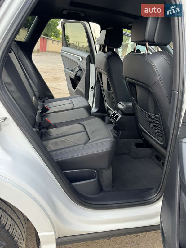 Внедорожник / Кроссовер Audi Q3 2021 в Одессе