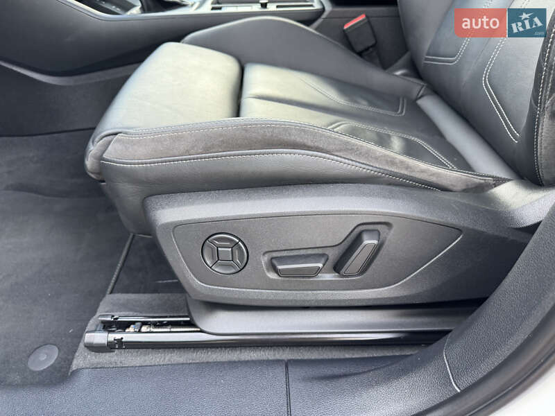 Внедорожник / Кроссовер Audi Q3 2021 в Одессе