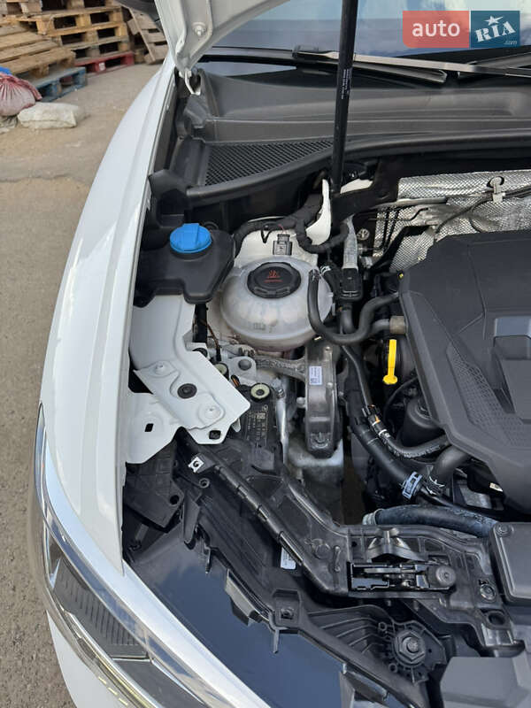 Внедорожник / Кроссовер Audi Q3 2021 в Одессе