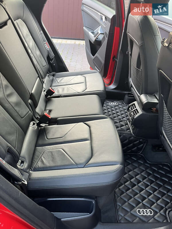 Позашляховик / Кросовер Audi Q3 2021 в Івано-Франківську