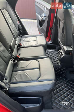 Внедорожник / Кроссовер Audi Q3 2021 в 