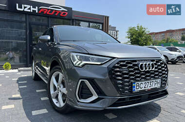 Внедорожник / Кроссовер Audi Q3 2020 в 