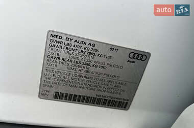 Внедорожник / Кроссовер Audi Q3 2017 в 