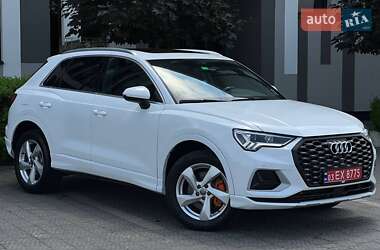 Внедорожник / Кроссовер Audi Q3 2020 в 