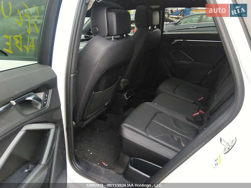 Внедорожник / Кроссовер Audi Q3 2021 в Одессе