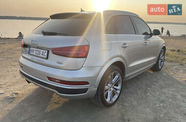 Внедорожник / Кроссовер Audi Q3 2016 в 