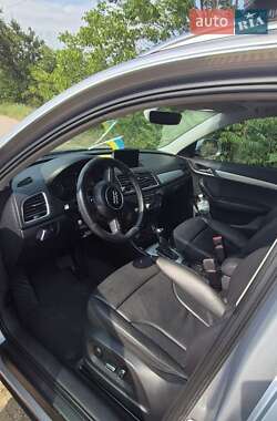 Внедорожник / Кроссовер Audi Q3 2015 в 