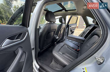 Внедорожник / Кроссовер Audi Q3 2016 в 
