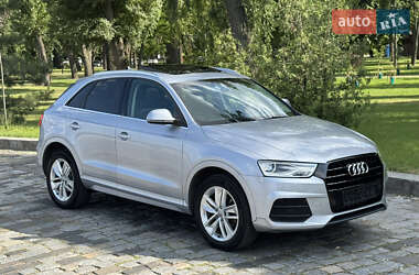 Внедорожник / Кроссовер Audi Q3 2016 в 