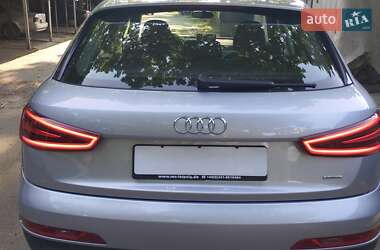 Внедорожник / Кроссовер Audi Q3 2015 в 
