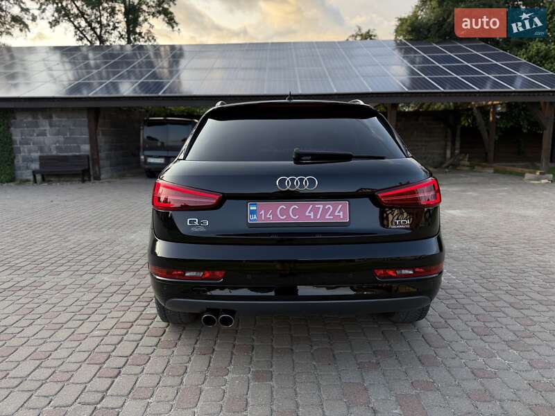 Внедорожник / Кроссовер Audi Q3 2016 в Калуше