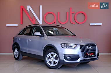 Внедорожник / Кроссовер Audi Q3 2015 в 