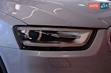 Внедорожник / Кроссовер Audi Q3 2015 в 