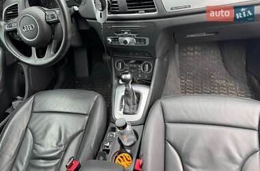 Внедорожник / Кроссовер Audi Q3 2016 в 