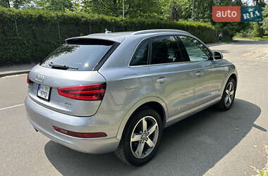 Внедорожник / Кроссовер Audi Q3 2015 в 