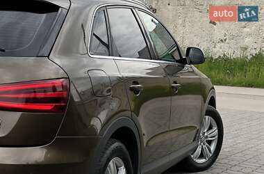 Внедорожник / Кроссовер Audi Q3 2012 в 