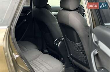 Внедорожник / Кроссовер Audi Q3 2012 в 