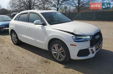 Внедорожник / Кроссовер Audi Q3 2017 в 