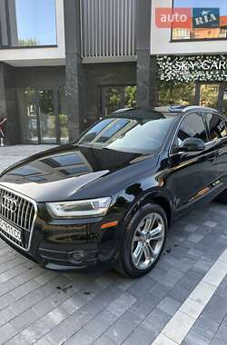 Внедорожник / Кроссовер Audi Q3 2014 в 