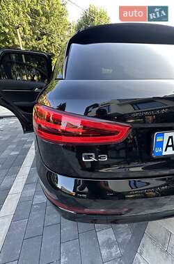 Внедорожник / Кроссовер Audi Q3 2014 в 