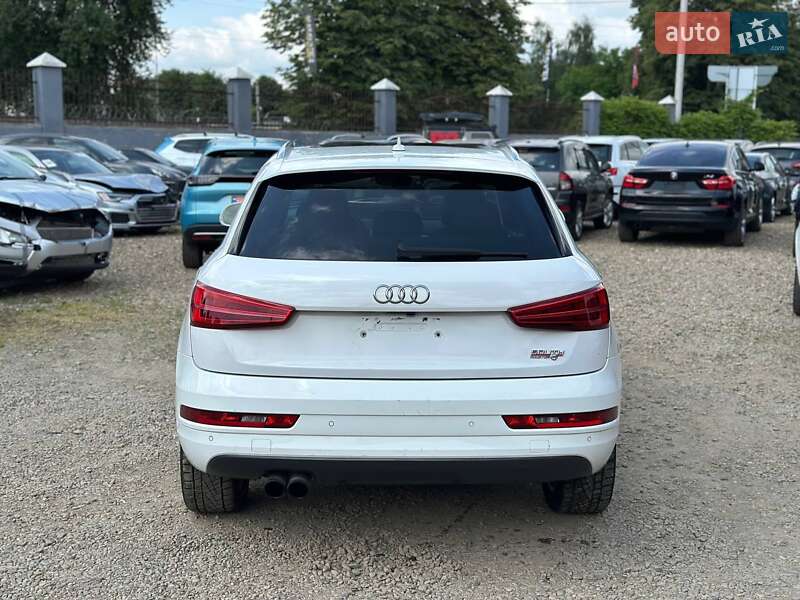 Внедорожник / Кроссовер Audi Q3 2017 в Стрые