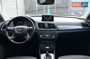 Позашляховик / Кросовер Audi Q3 2016 в Дніпрі