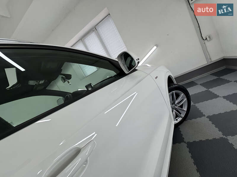 Внедорожник / Кроссовер Audi Q3 2018 в Трускавце