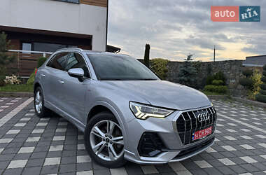 Внедорожник / Кроссовер Audi Q3 2019 в Стрые