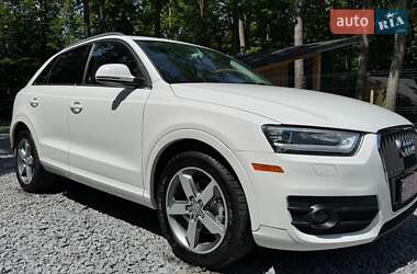 Внедорожник / Кроссовер Audi Q3 2015 в 