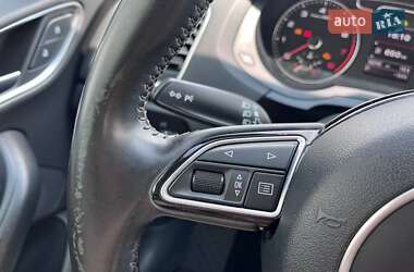 Внедорожник / Кроссовер Audi Q3 2013 в 