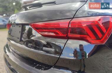 Внедорожник / Кроссовер Audi Q3 2019 в 