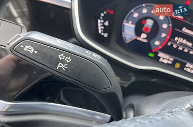 Внедорожник / Кроссовер Audi Q3 2021 в 