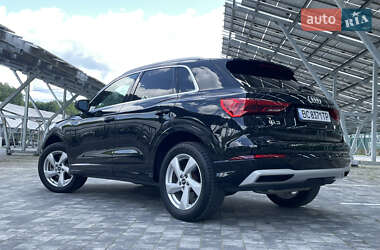Внедорожник / Кроссовер Audi Q3 2021 в 