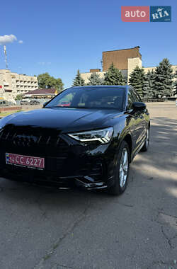 Внедорожник / Кроссовер Audi Q3 2021 в Днепре