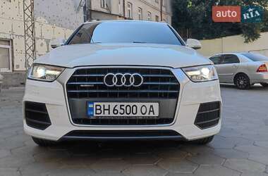 Внедорожник / Кроссовер Audi Q3 2012 в 