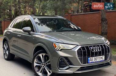 Позашляховик / Кросовер Audi Q3 2021 в Дніпрі