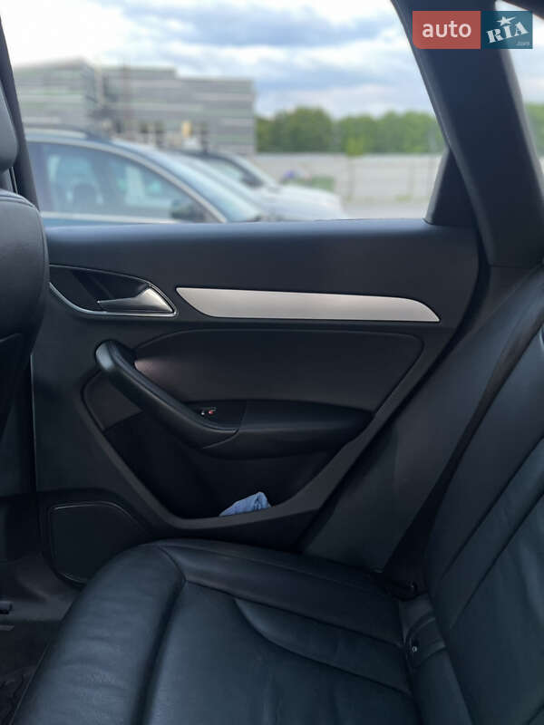 Внедорожник / Кроссовер Audi Q3 2016 в Житомире фото 5 Внедорожник / Кроссовер Audi Q3 2016 в Житомире