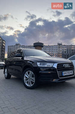 Внедорожник / Кроссовер Audi Q3 2016 в 