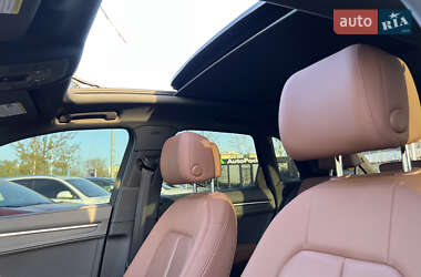 Внедорожник / Кроссовер Audi Q3 2019 в 