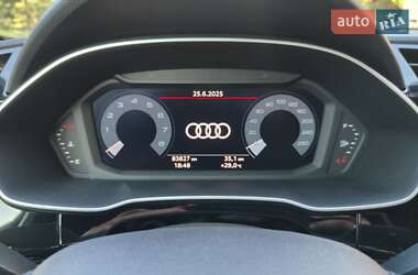 Внедорожник / Кроссовер Audi Q3 2022 в 