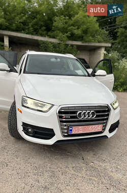 Внедорожник / Кроссовер Audi Q3 2015 в 