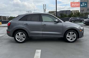 Внедорожник / Кроссовер Audi Q3 2017 в 