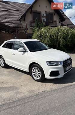 Внедорожник / Кроссовер Audi Q3 2016 в Ирпене