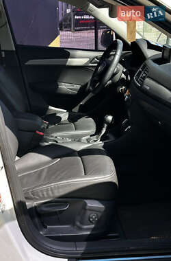 Внедорожник / Кроссовер Audi Q3 2013 в 