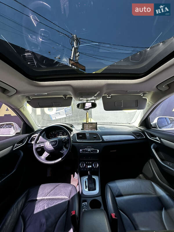 Внедорожник / Кроссовер Audi Q3 2013 в Львове
