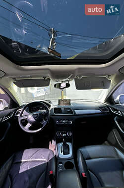 Внедорожник / Кроссовер Audi Q3 2013 в 