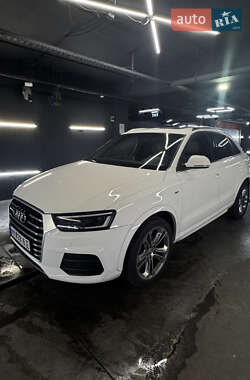 Внедорожник / Кроссовер Audi Q3 2018 в Киеве
