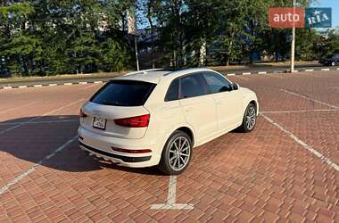 Внедорожник / Кроссовер Audi Q3 2017 в 