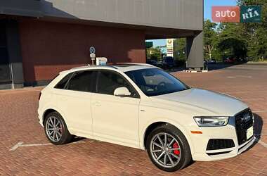 Внедорожник / Кроссовер Audi Q3 2017 в 