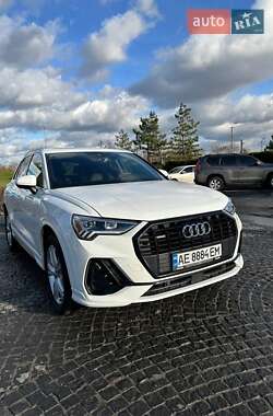 Внедорожник / Кроссовер Audi Q3 2019 в 
